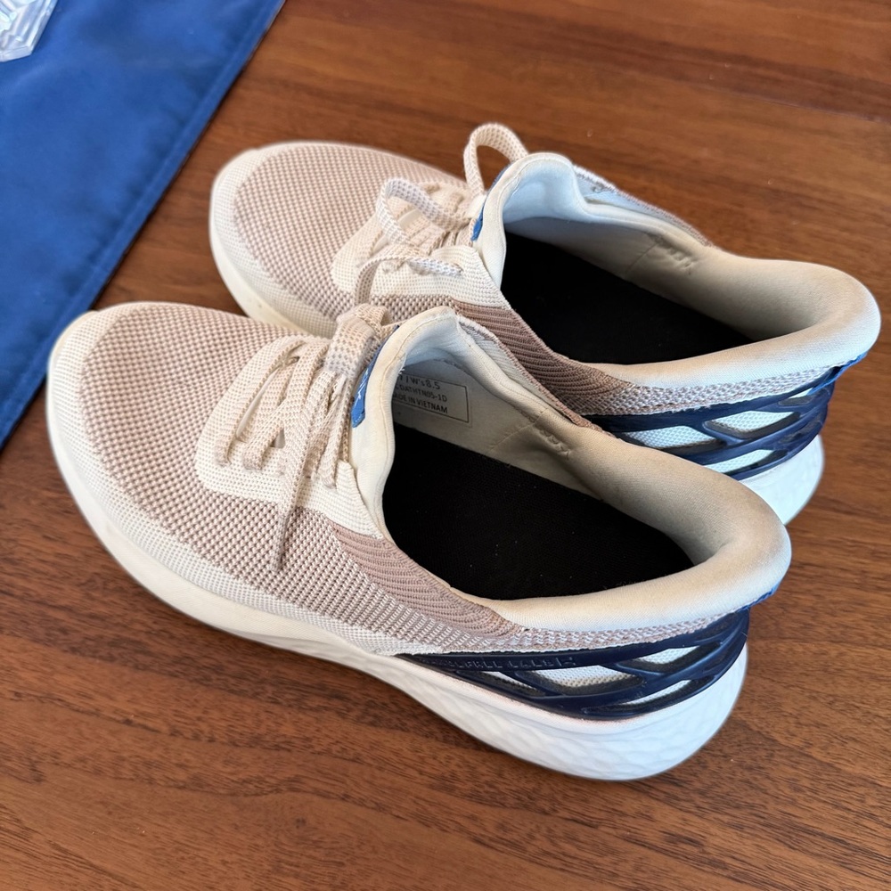 Kizik slip on Women's Cream and Navy Sneakers - Picture 10 of 10